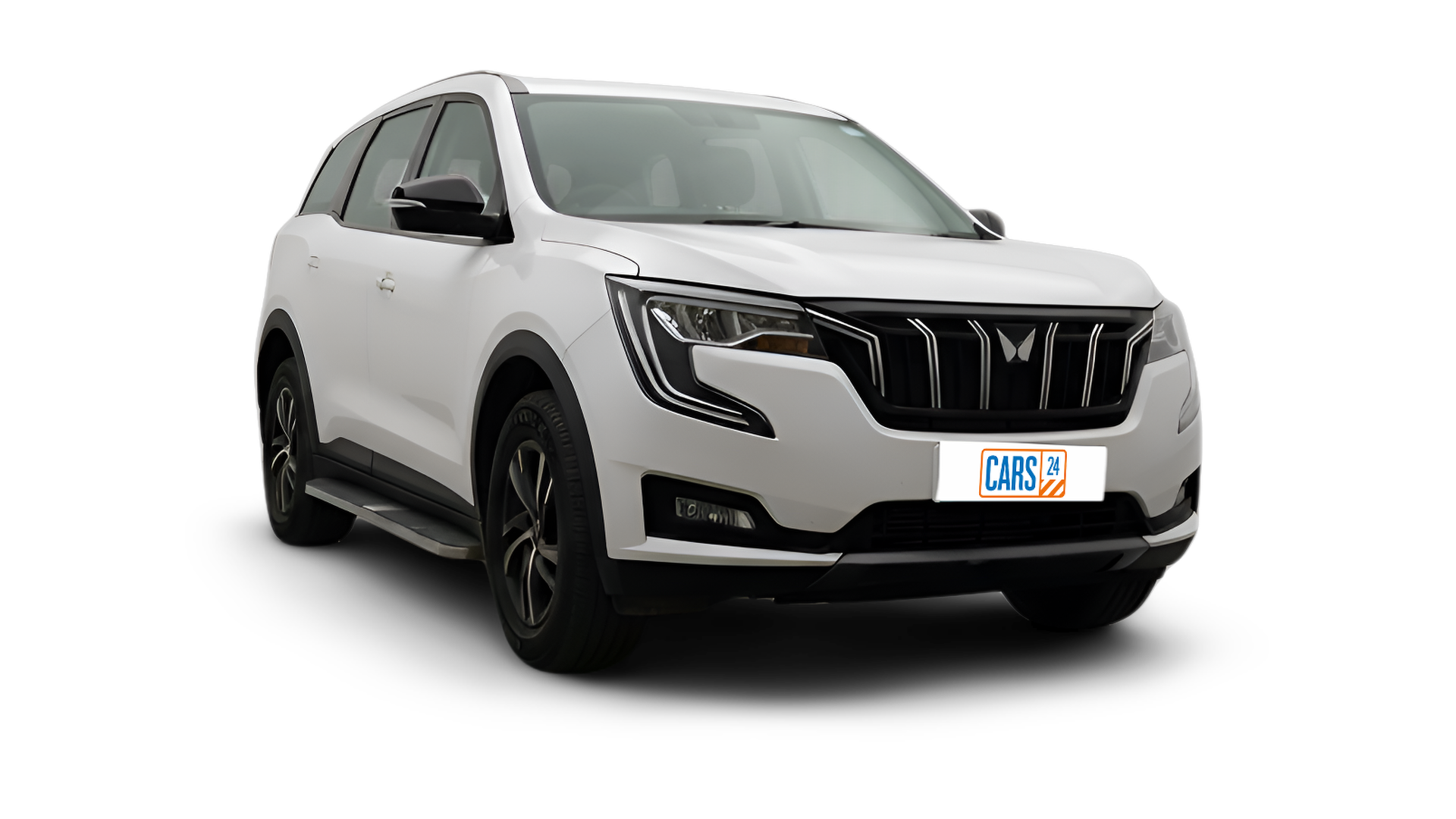 Mahindra XUV700-img
